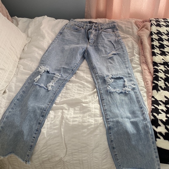 Pretty little thing jeans - Picture 3 of 3